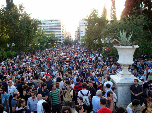 Demonstrators in the plaza in front of the Greek parliament, 25 May