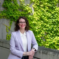 Headshot ofElizabeth Dubois