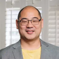 Headshot ofSeiji Isotani