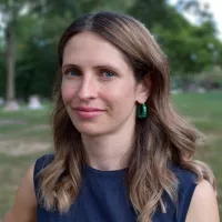 Headshot ofDasha Pruss