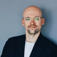 Headshot ofJonas Kaiser